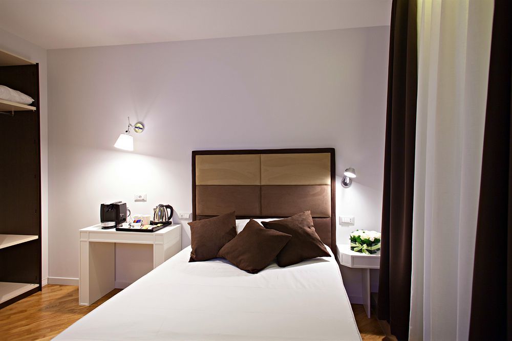 Lahouse Rome By Premium Suites Collection エクステリア 写真